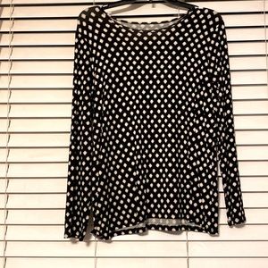 Chico’s size one Chico’s sizes or 10-12 Ladies polyester rayon dressy top